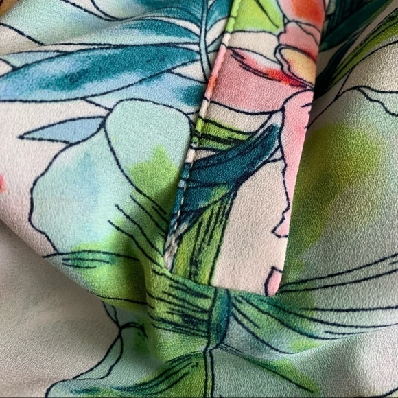 NYDJ Perfect Blouse Tropical Garden Floral - Picture 6 of 9